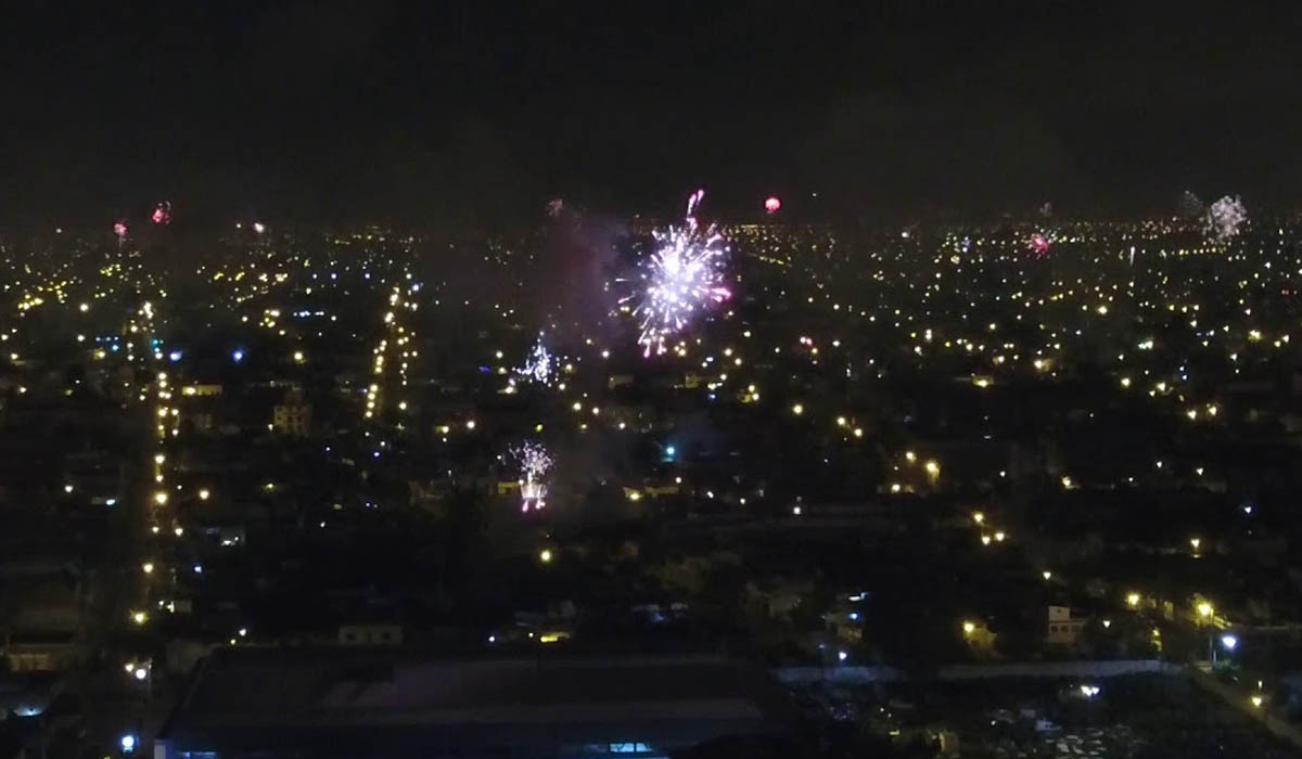 Salta arrancó el día con una lluvia de fuegos artificiales: qué pasó