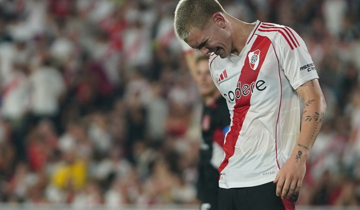 Estudiantes le ganó 2-0 a River y le quitó el invicto en el Monumental